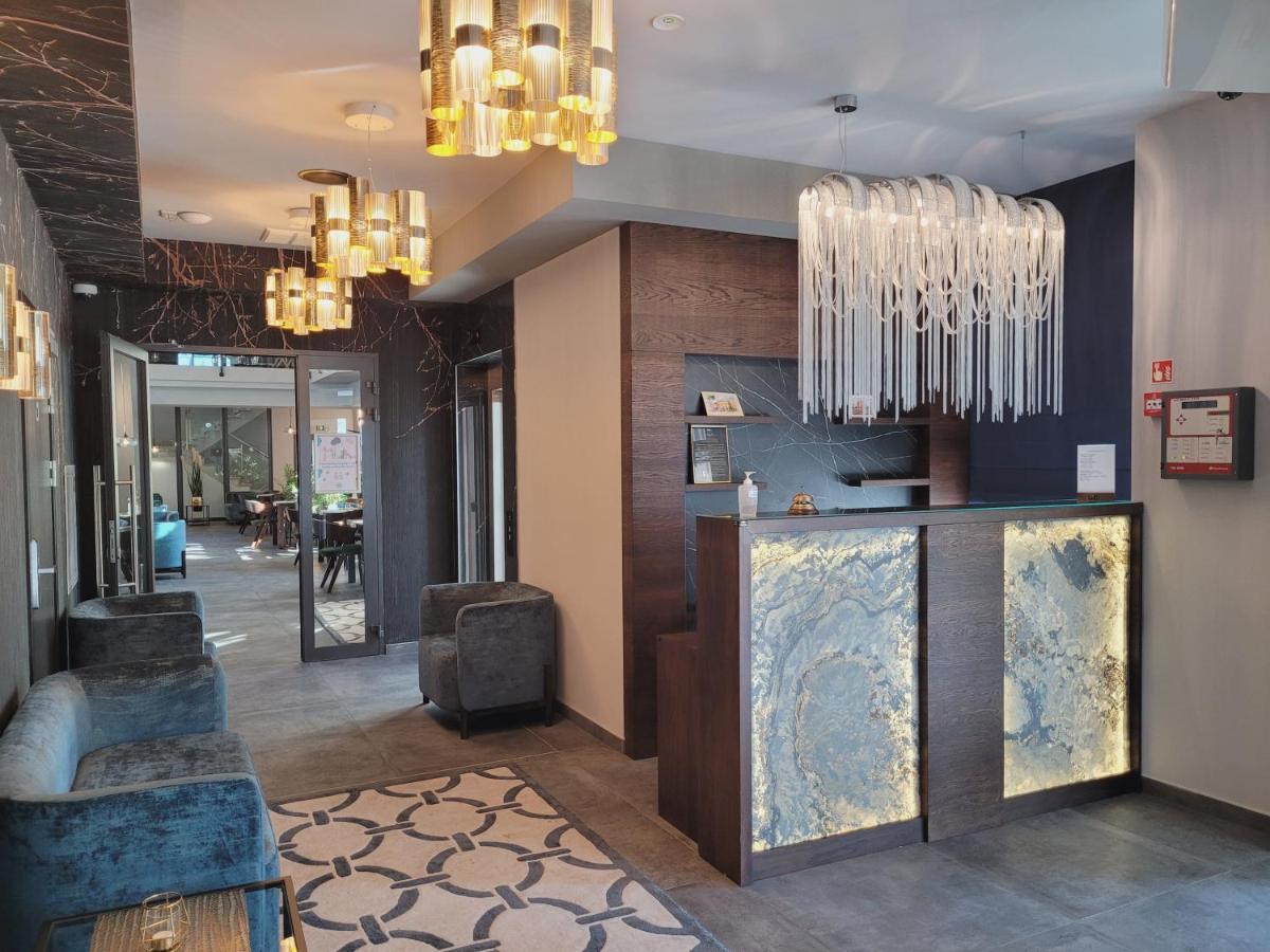 Hotel Sanova Jarosław 外观 照片