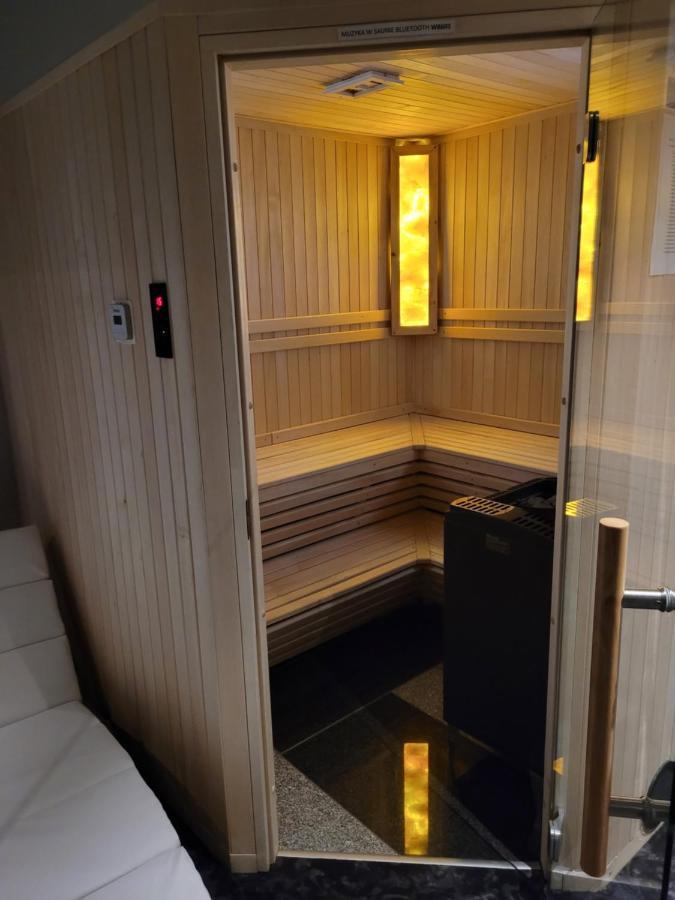 Hotel Sanova Jarosław 外观 照片