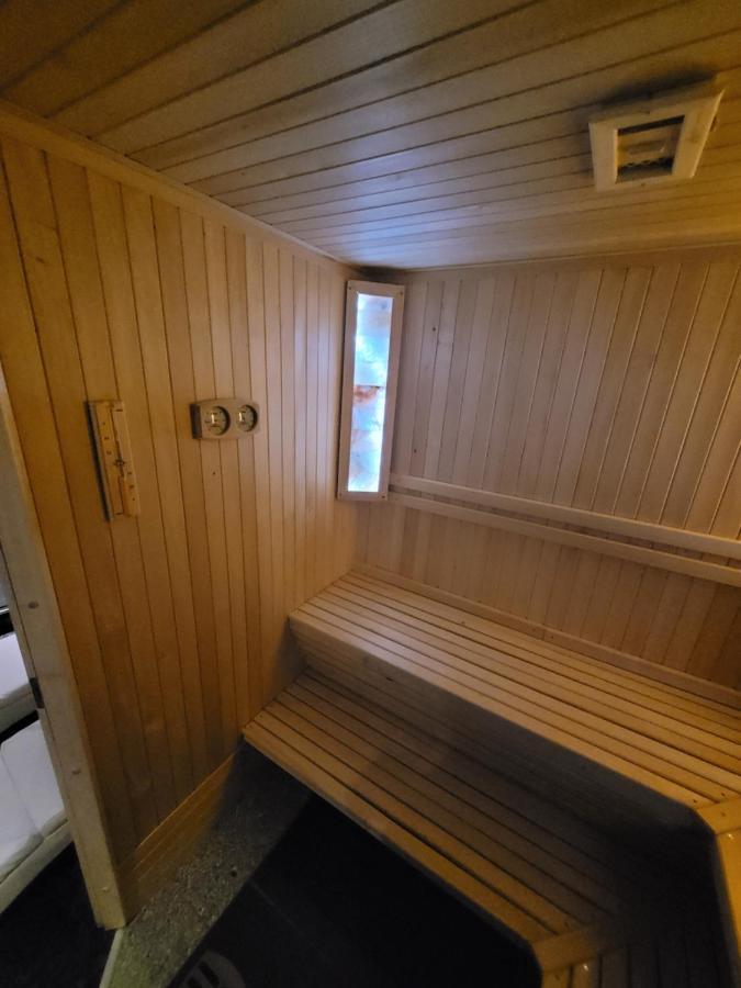 Hotel Sanova Jarosław 外观 照片