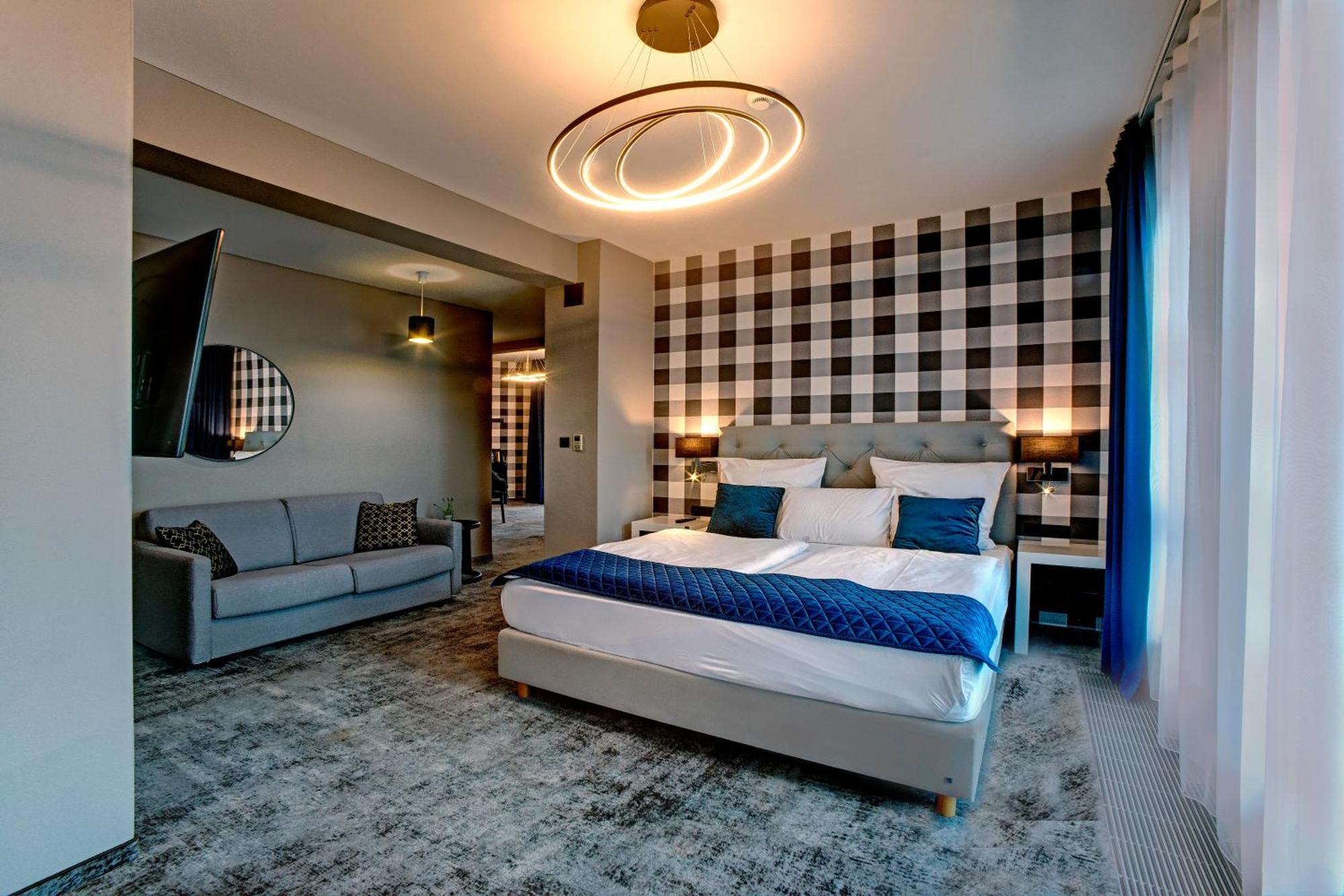 Hotel Sanova Jarosław 外观 照片
